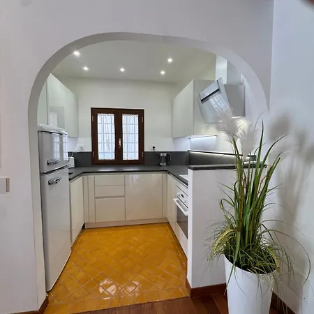 Domus Colosseum, Detached House Just Few Steps From The Colosseum * Roma