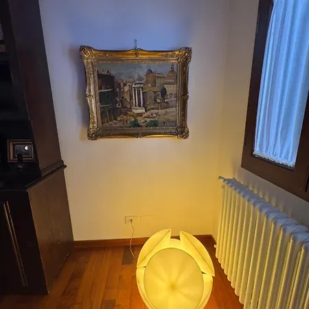 Domus Colosseum, Detached House Just Few Steps From The Colosseum * Roma