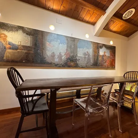 Chalet Domus Colosseum, Detached House Just Few Steps From The Colosseum *