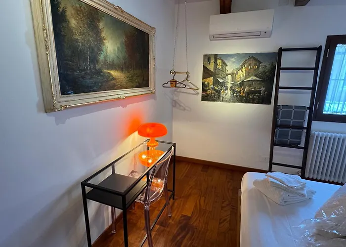 Domus Colosseum, Detached House Just Few Steps From The Colosseum