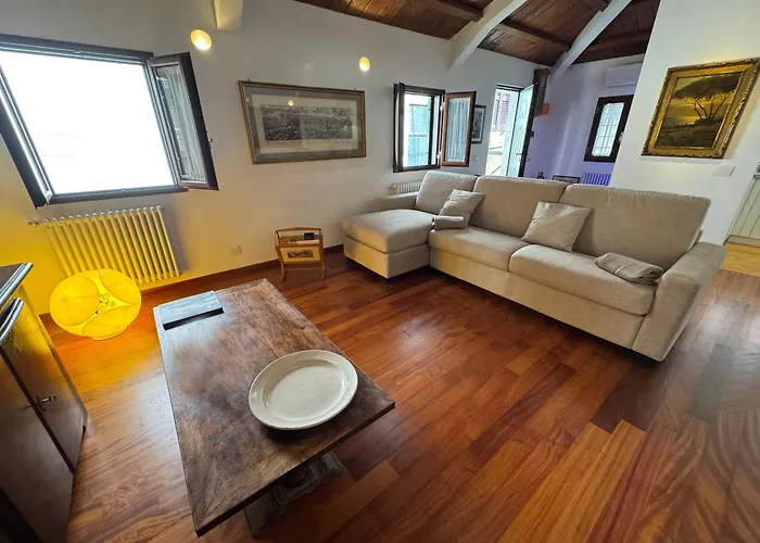 Шале Domus Colosseum, Detached House Just Few Steps From The Colosseum *