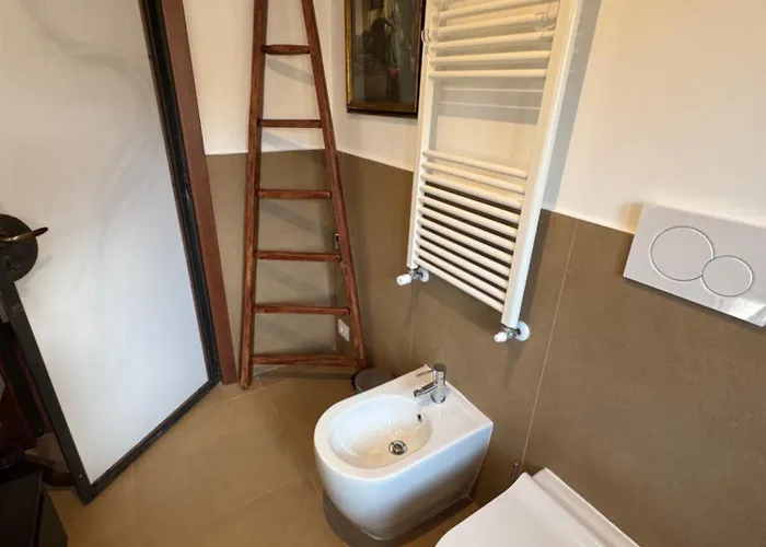 Шале Domus Colosseum, Detached House Just Few Steps From The Colosseum Рим